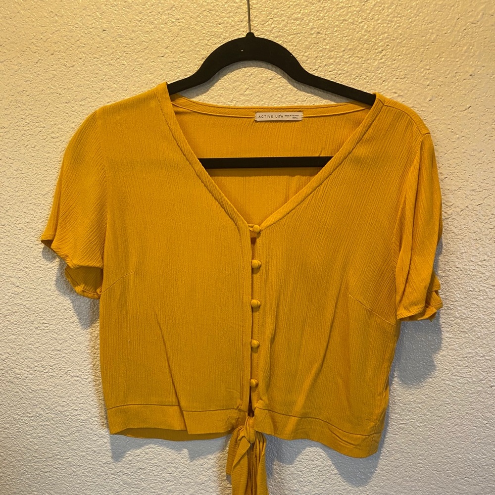 Mustard yellow crop top with turd bottom